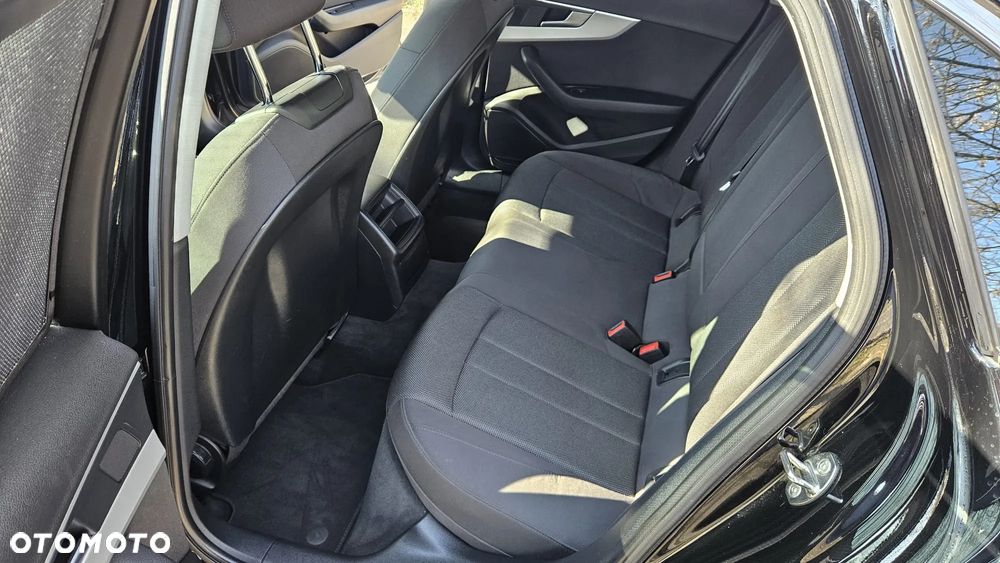 Audi A4 Limousine 1.4 TFSI S tronic - 15