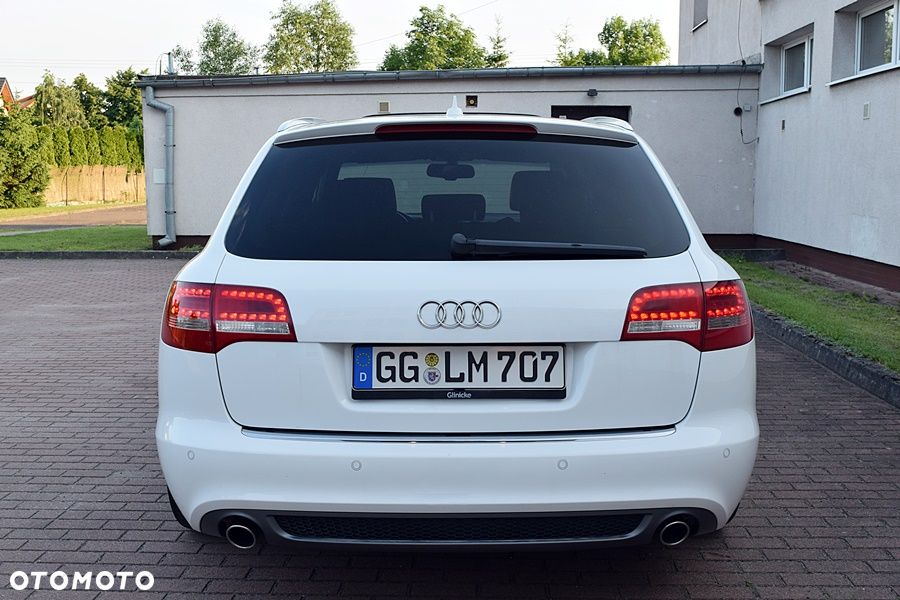 Audi A6 Avant 2.7 TDI DPF quattro tiptronic - 11
