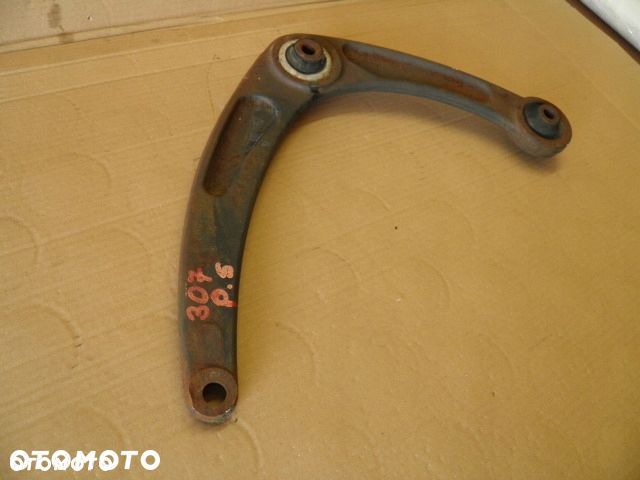 WAHACZ PRAWY PEUGEOT 307 2004r - 3