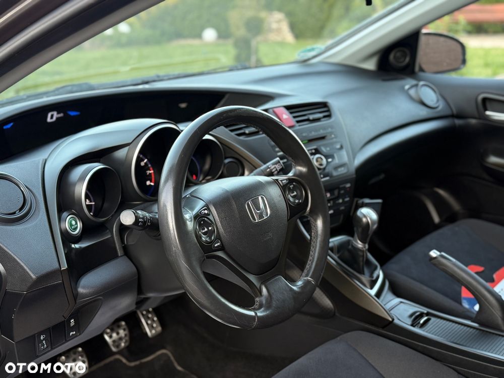 Honda Civic 1.8 i-VTEC Comfort 40 Jahre Edition - 17