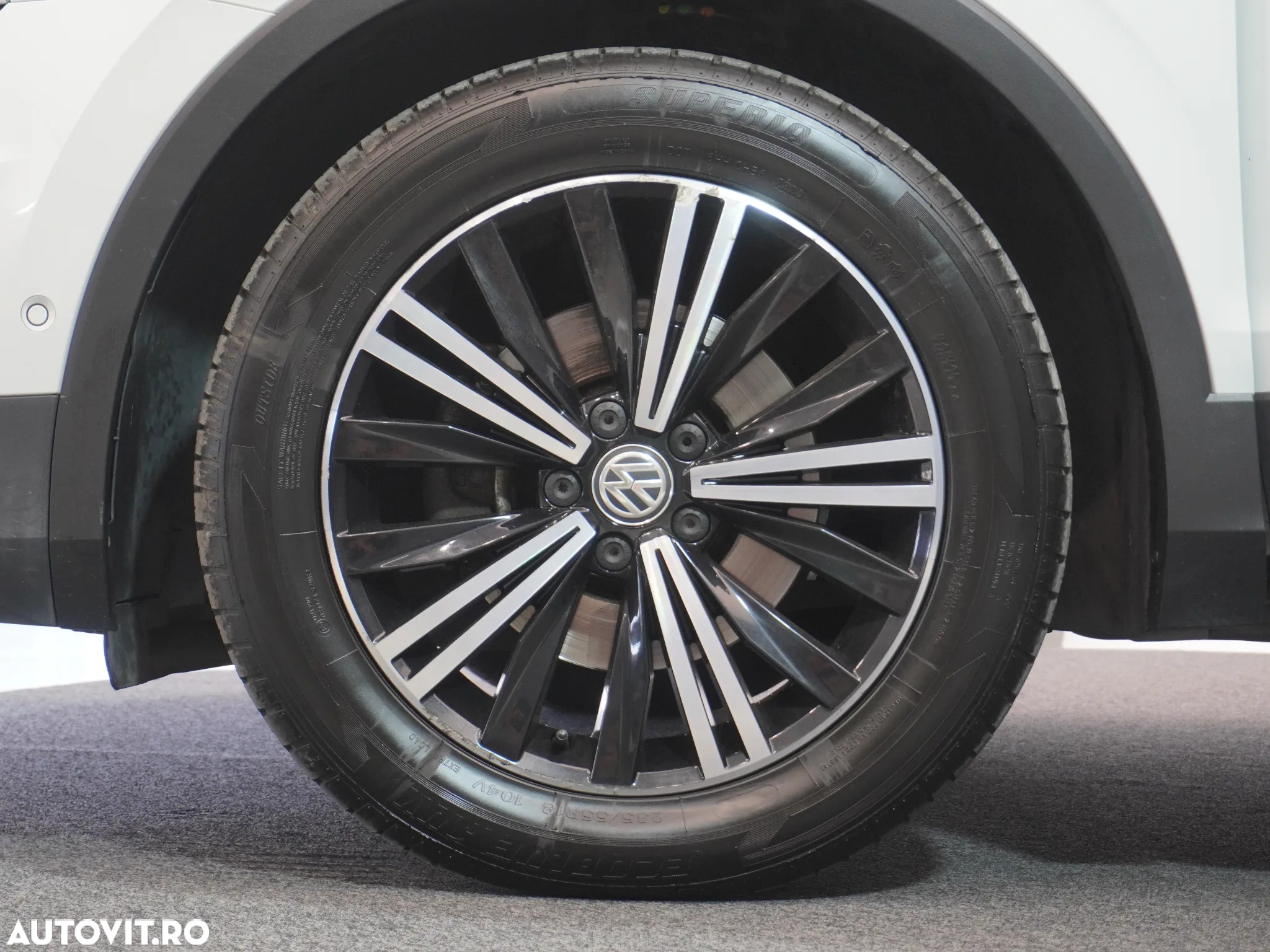 Volkswagen Tiguan 2.0 TDI SCR DSG Elegance - 13