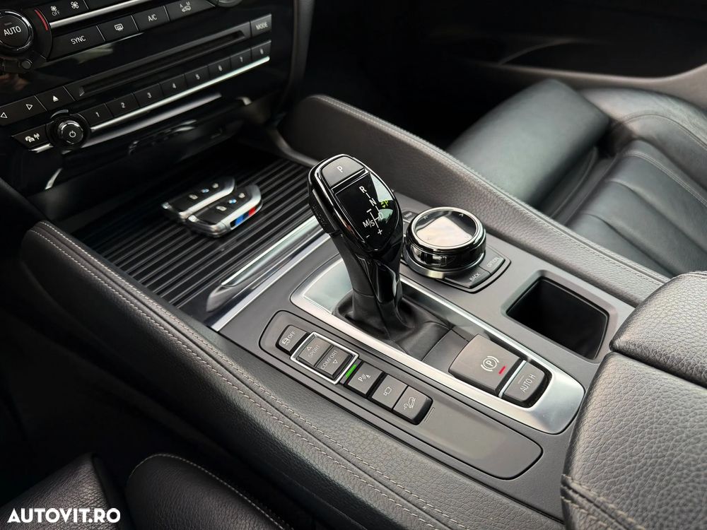 BMW X6 - 30