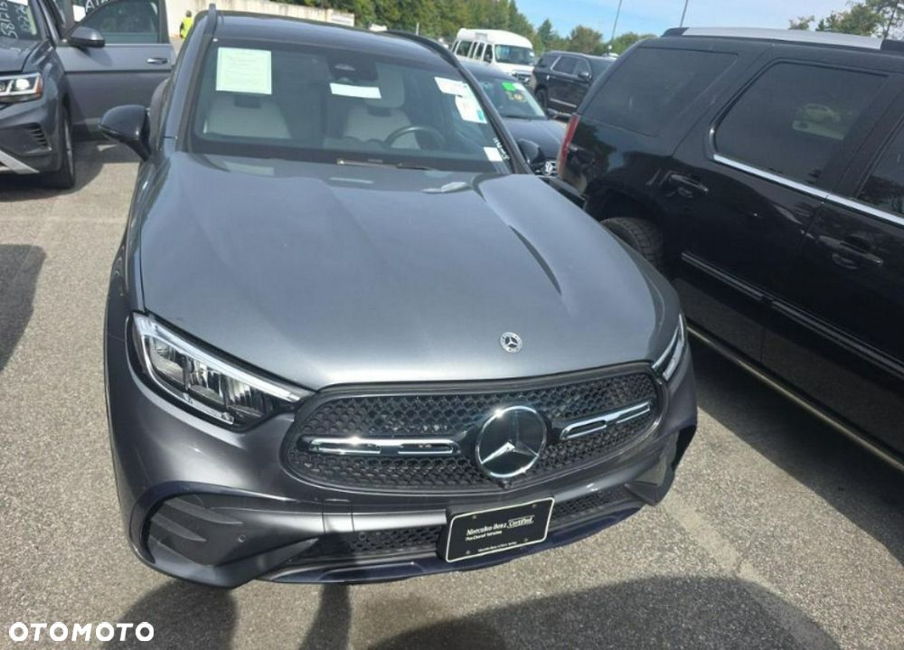 Mercedes-Benz Glc 2023 photo 2