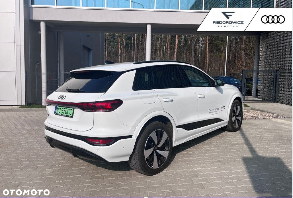 Audi Q6 e-tron - 3