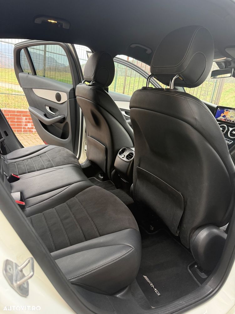 Mercedes-Benz GLC Coupe 220 d 4Matic 9G-TRONIC AMG Line - 31