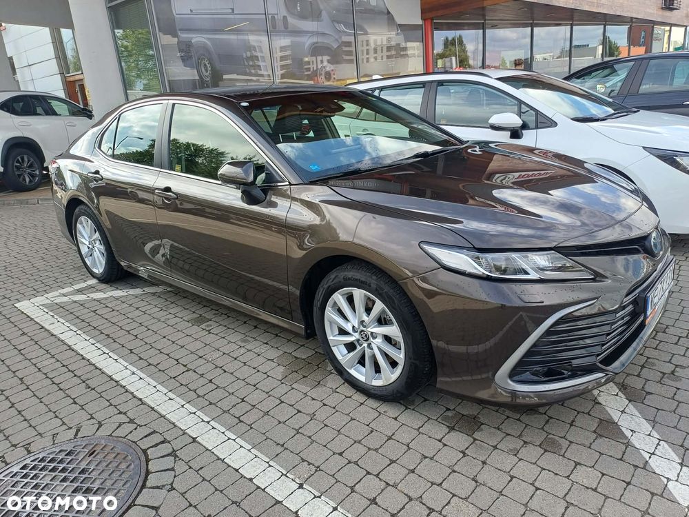 Toyota Camry 2.5 Hybrid Comfort CVT - 2