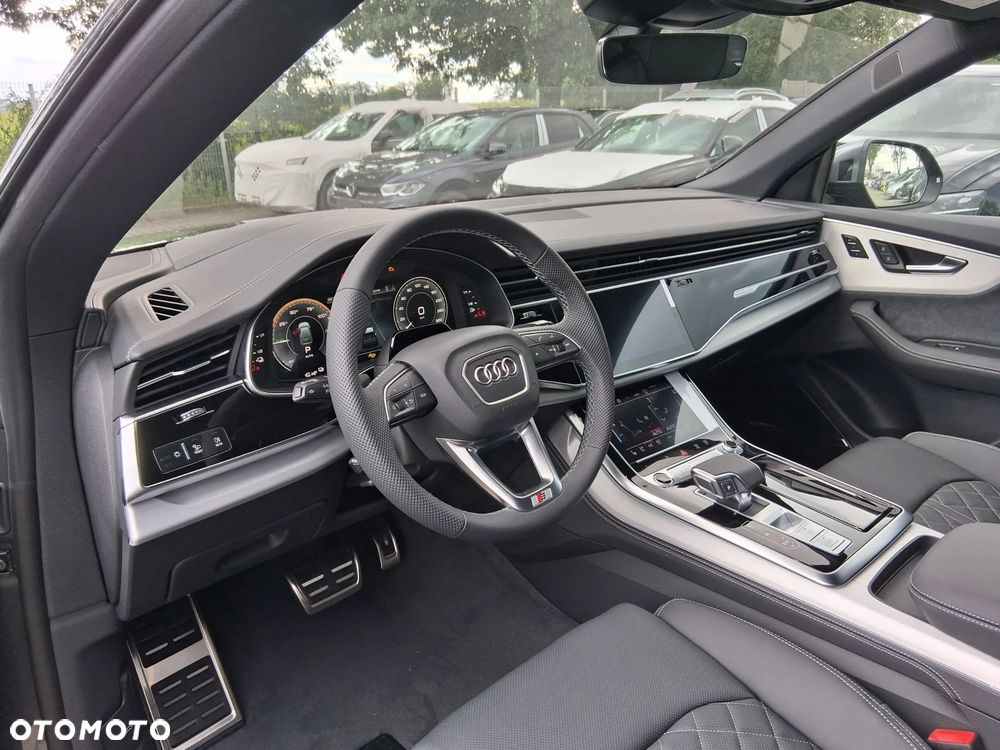 Audi Q8 55 TFSI e PHEV Quattro Tiptronic - 8