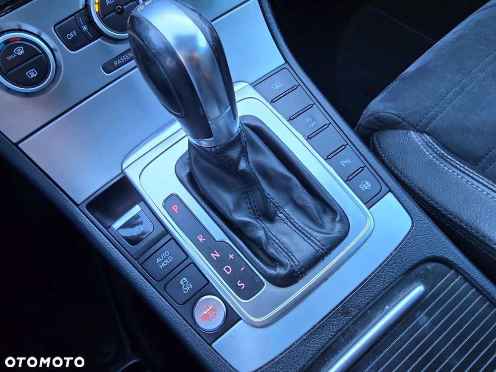 Volkswagen CC 2.0 TDI BlueMotion Technology DSG - 12