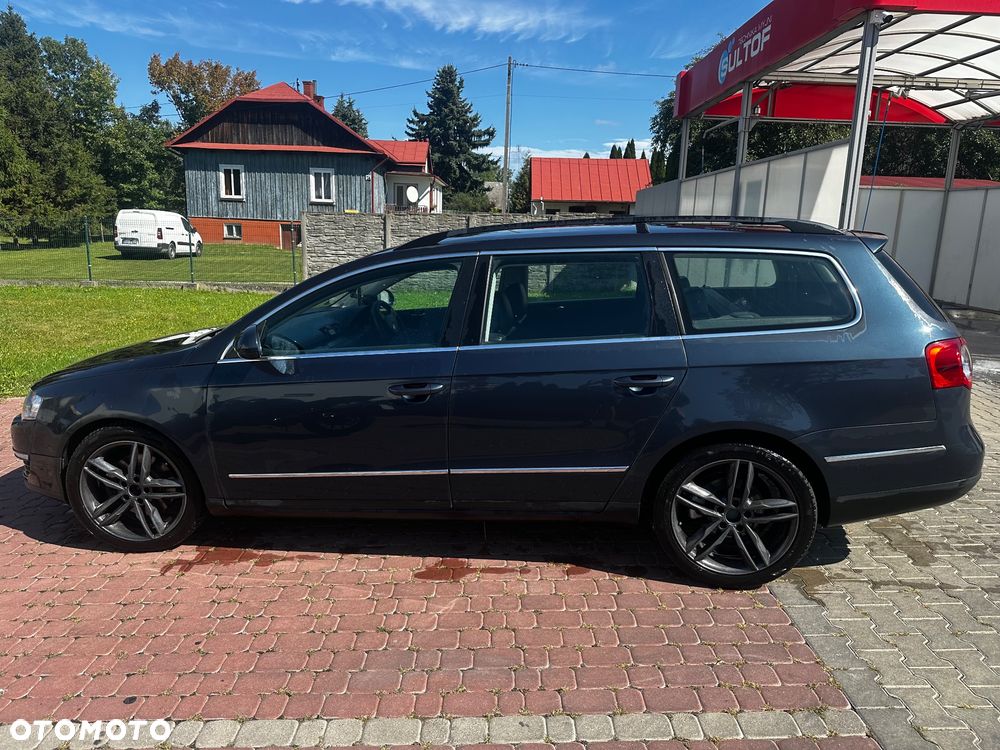 Volkswagen Passat - 4