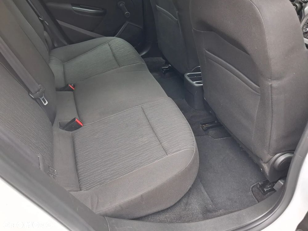 Opel Astra 1.6 Style - 9