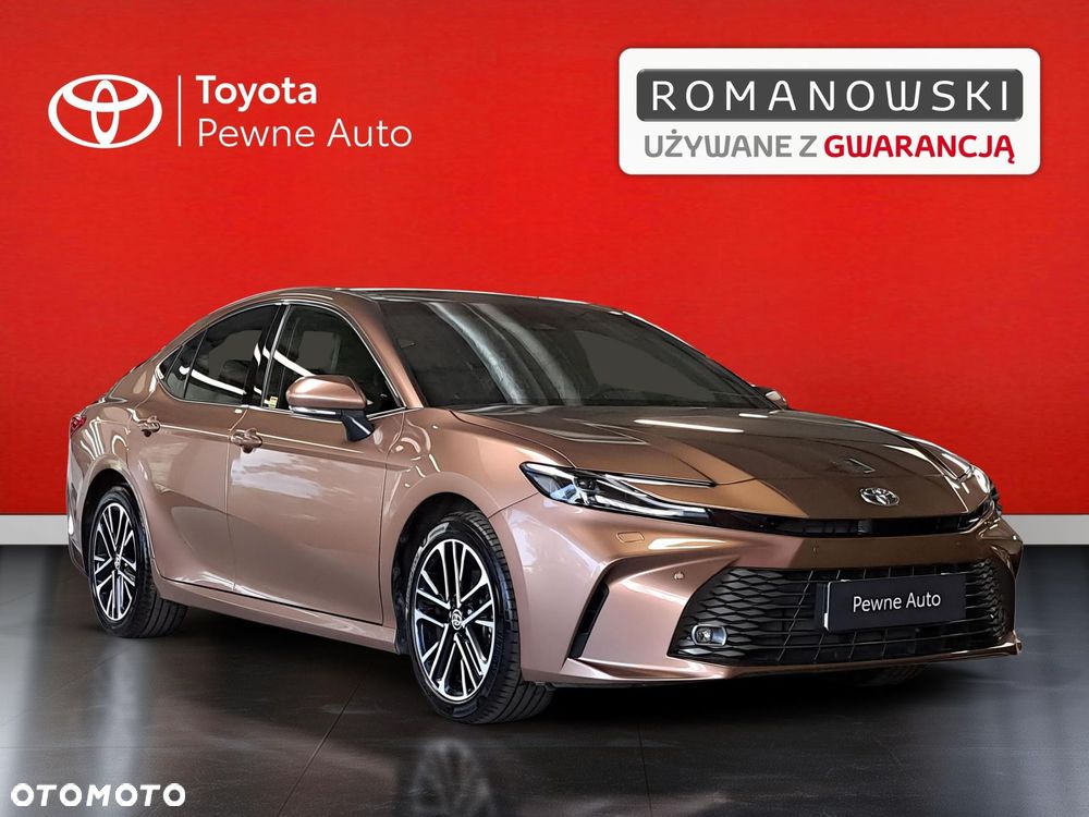 Toyota Camry - 4