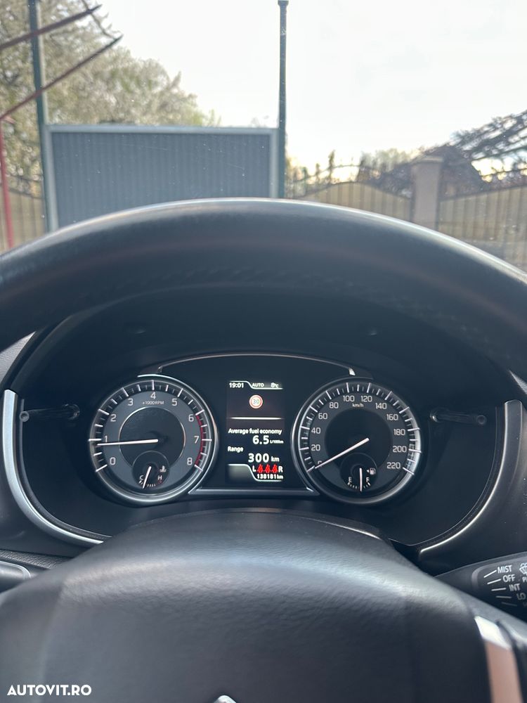 Suzuki Vitara 1.0 ALLGRIP Passion - 11