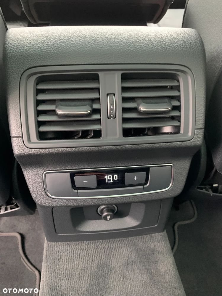 Audi Q5 40 TDI mHEV Quattro S Line S tronic - 25