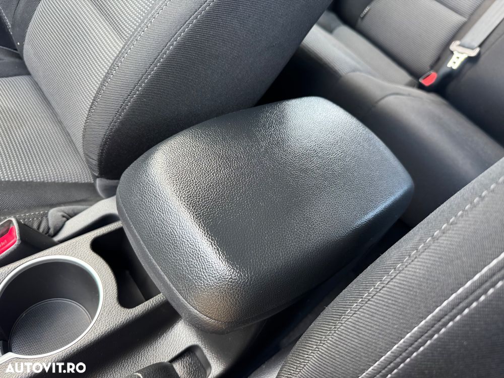 Hyundai i30 1.4 blue Comfort - 18