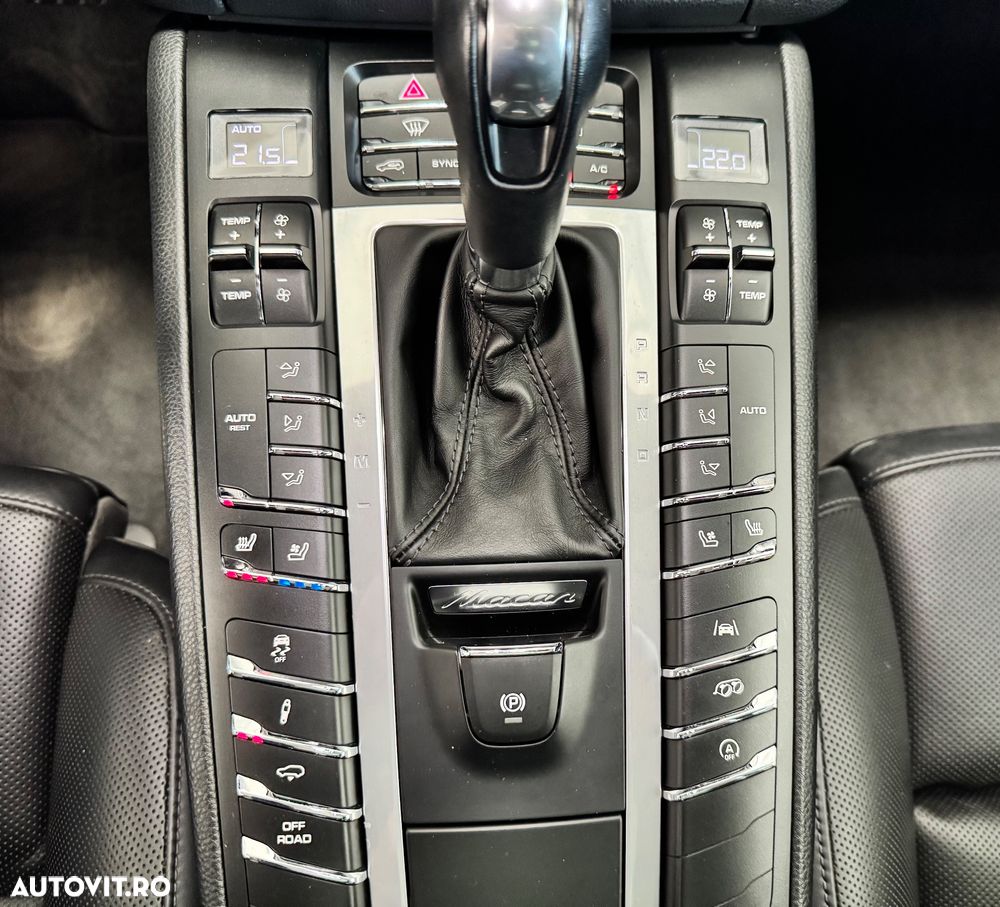 Porsche Macan GTS PDK - 10