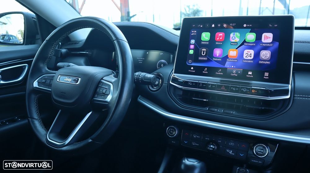 Jeep Compass 1.3 T Limited DCT - 33