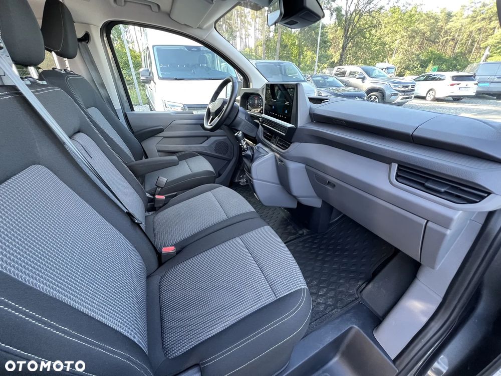 Volkswagen Caravelle - 18