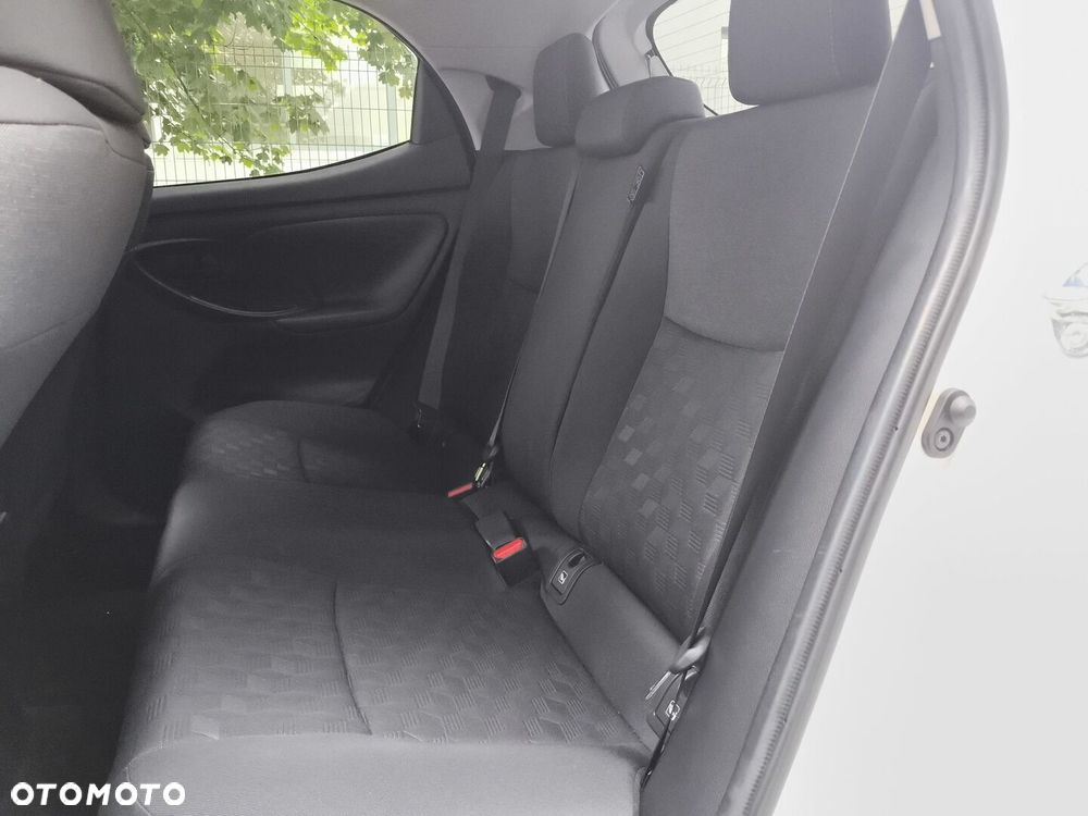 Toyota Yaris Hybrid 1.5 Style - 14