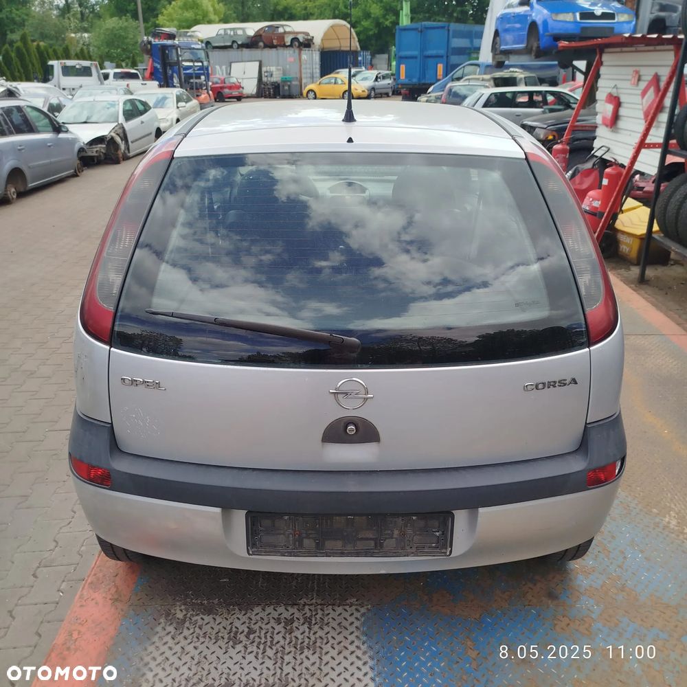 Opel Corsa C na części . - 11