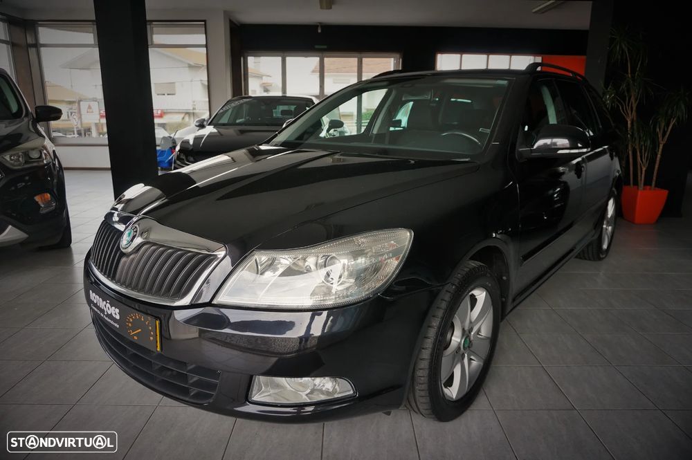 Skoda Octavia Break 1.6 TDi Elegance Pack - 3