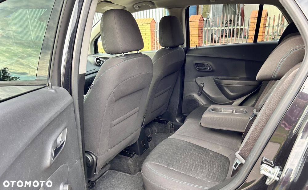 Chevrolet Trax 1.6 LS - 17