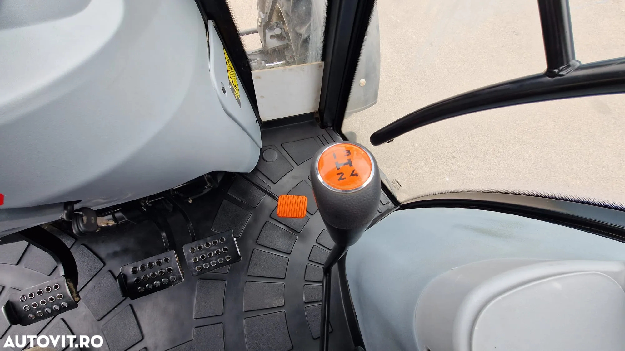 New Holland TD 5.95 CAB 4WD PS - 32