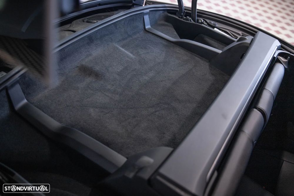 Porsche 911 (992) Targa 4 PDK - 33