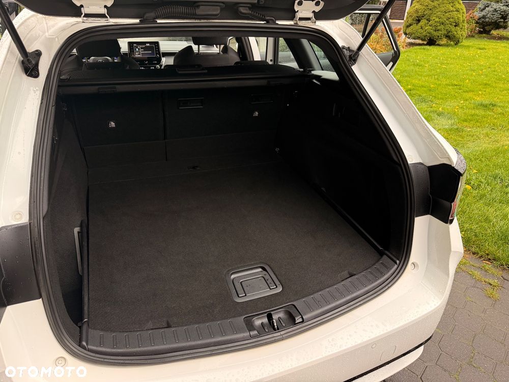 Toyota Corolla 1.8 Hybrid Comfort - 17