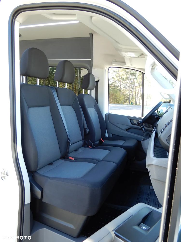 Volkswagen Crafter 2.0 TDI 177 KM 9-Cio Osobowy VIP Zabudowa VAN-GRABOWSKI Furgon Blaszak 4490 mm MAXI LONG FULL LED TEMPOMAT HAK 3000 Kg Udźwig UNIKAT STAN JAK NOWY - 30