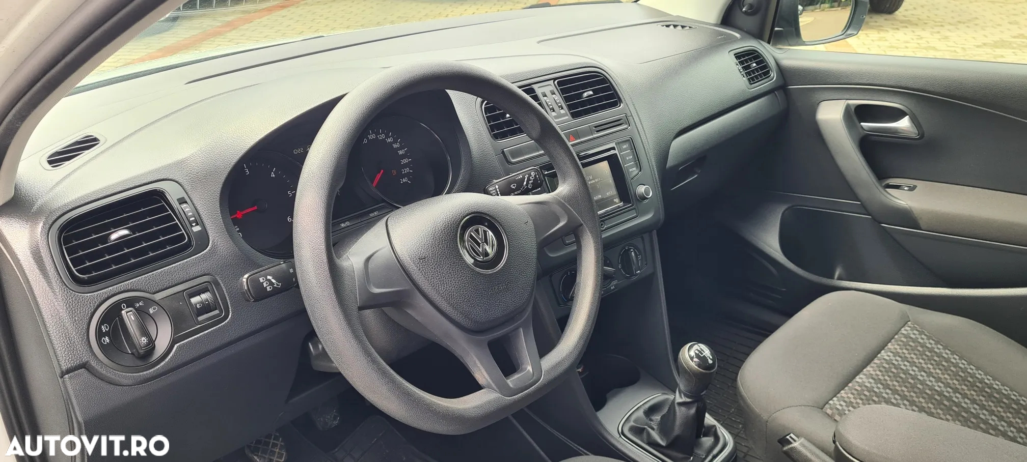 Volkswagen Polo 1.4 TDI CR BMT Trendline - 10