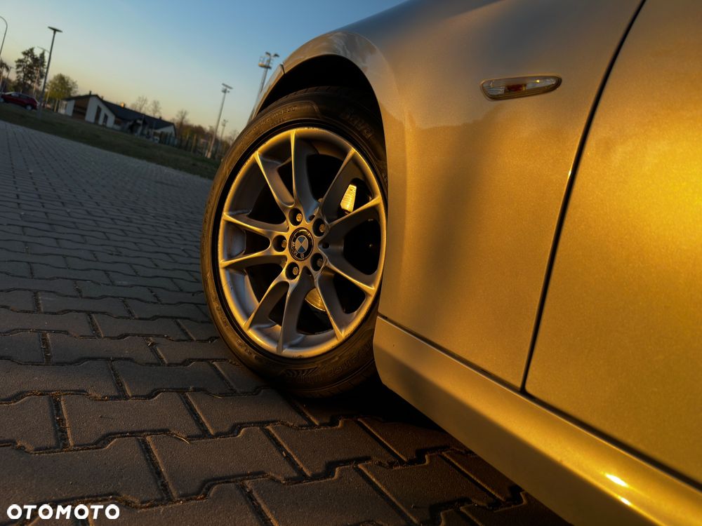 BMW Seria 3 320i - 13