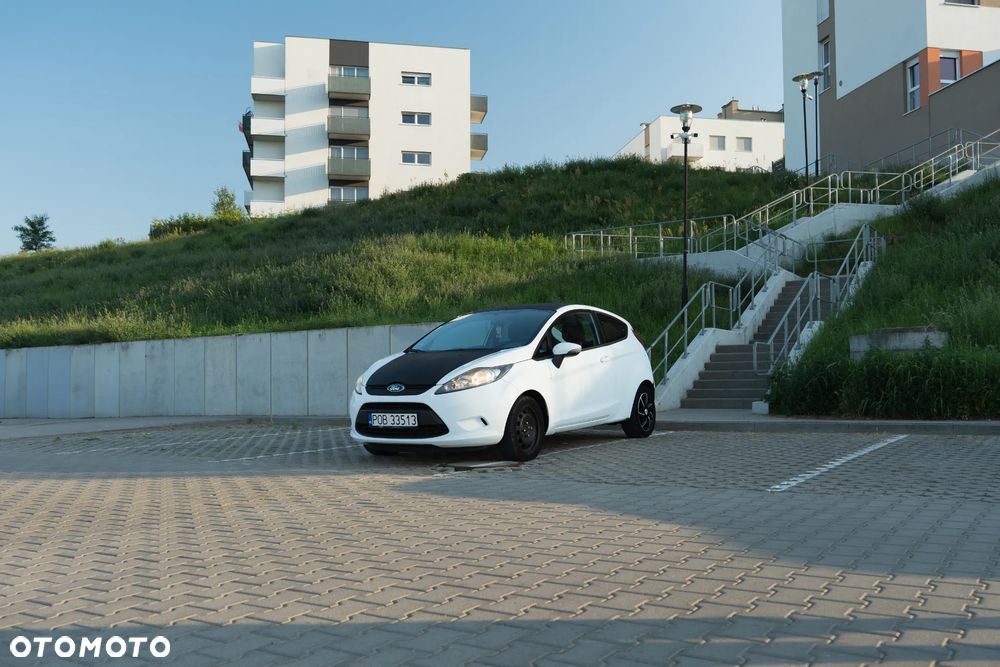 Ford Fiesta 1.4 TDCi Ambiente - 6