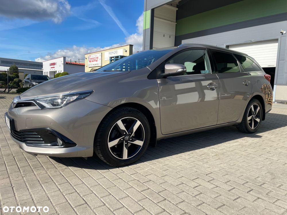 Toyota Auris 1.2 T Premium - 4