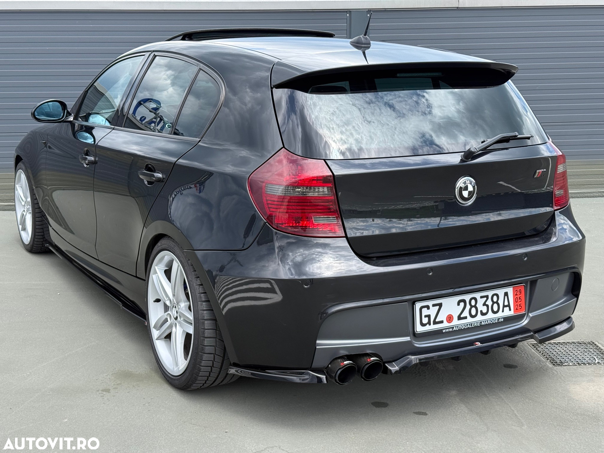 BMW Seria 1 123d - 5
