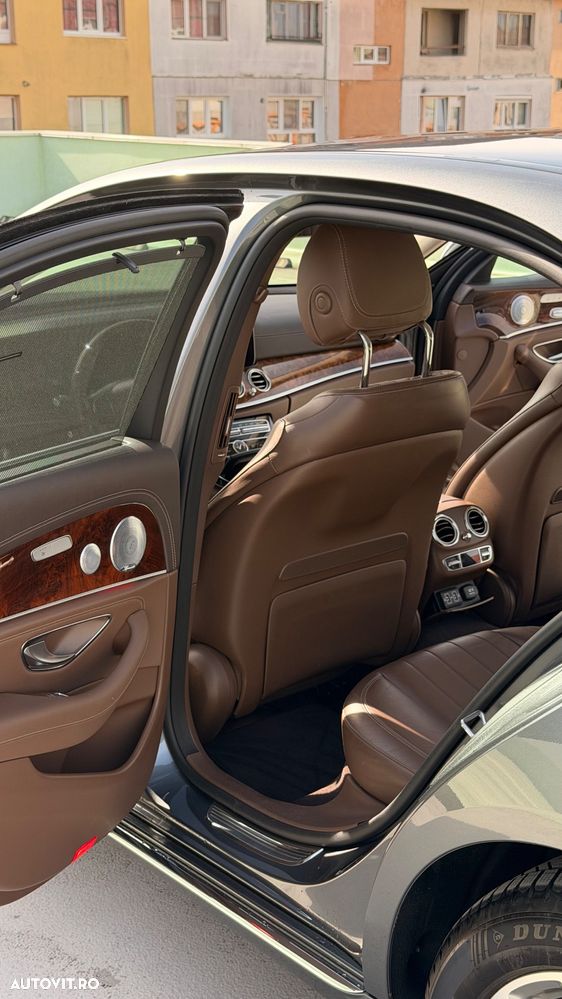 Mercedes-Benz E 220 d 4MATIC Aut. - 19