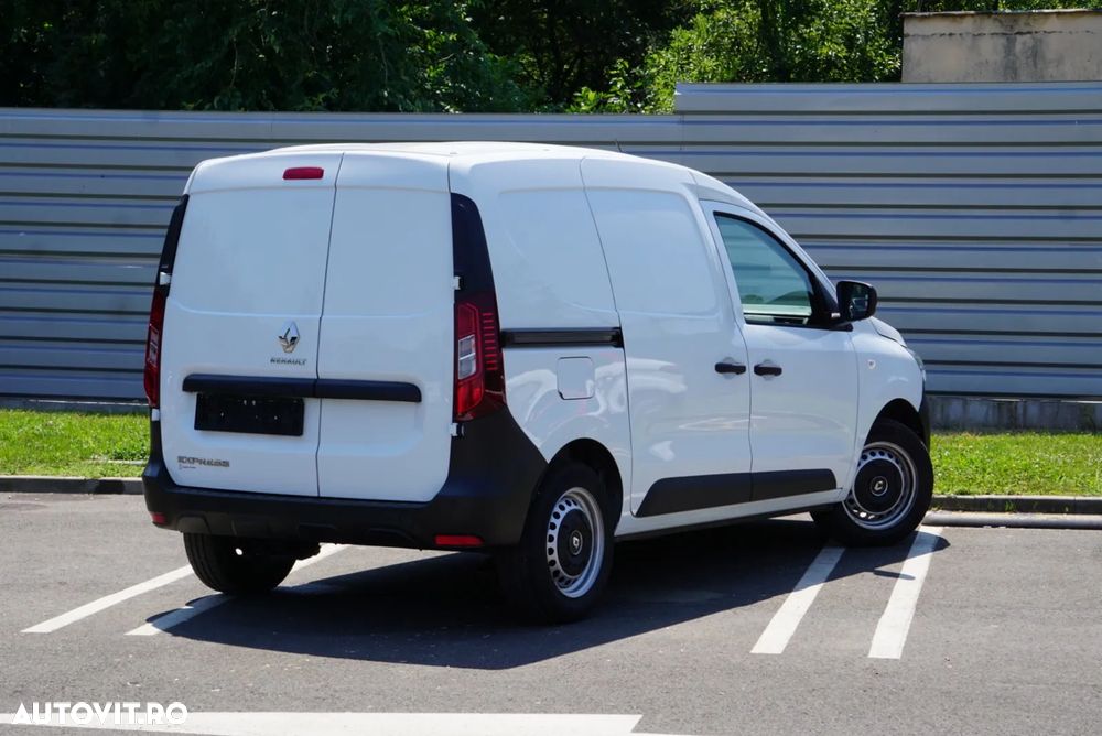 Renault Express - 4