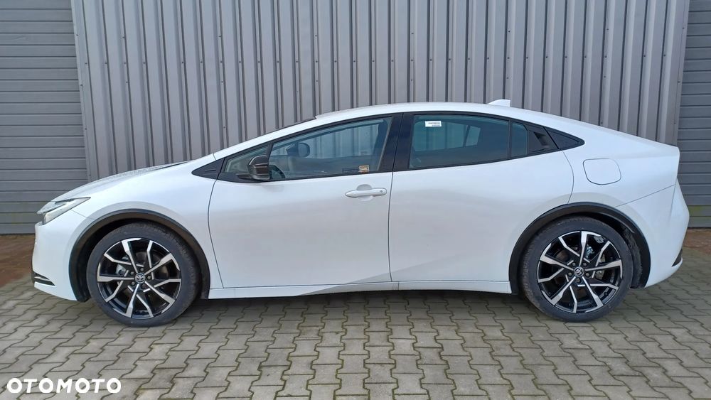 Toyota Prius - 3