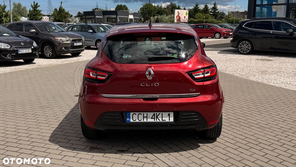 Renault Clio - 7