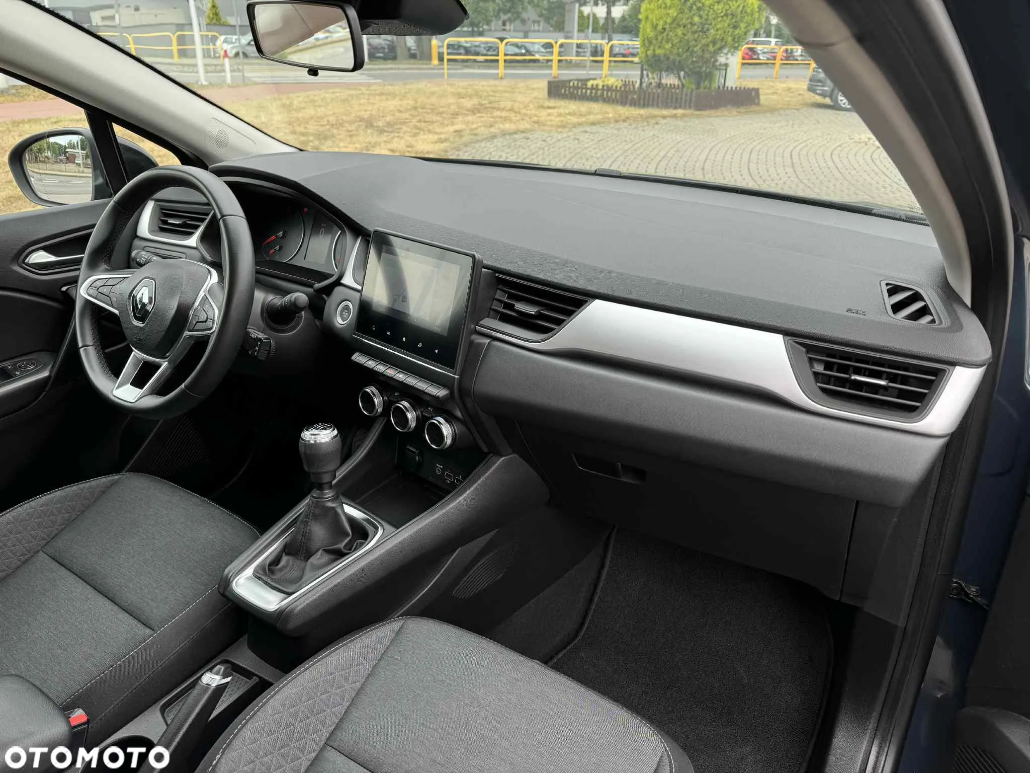 Renault Captur - 11