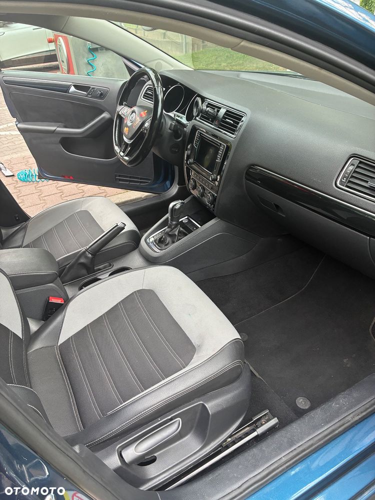 Volkswagen Jetta 1.4 TSI BMT Highline DSG - 9