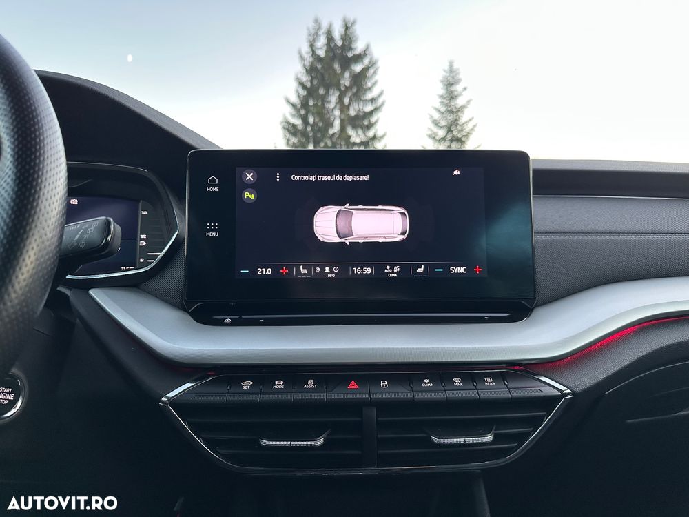 Skoda Octavia Combi Diesel 2.0 TDI DSG Ambition - 17