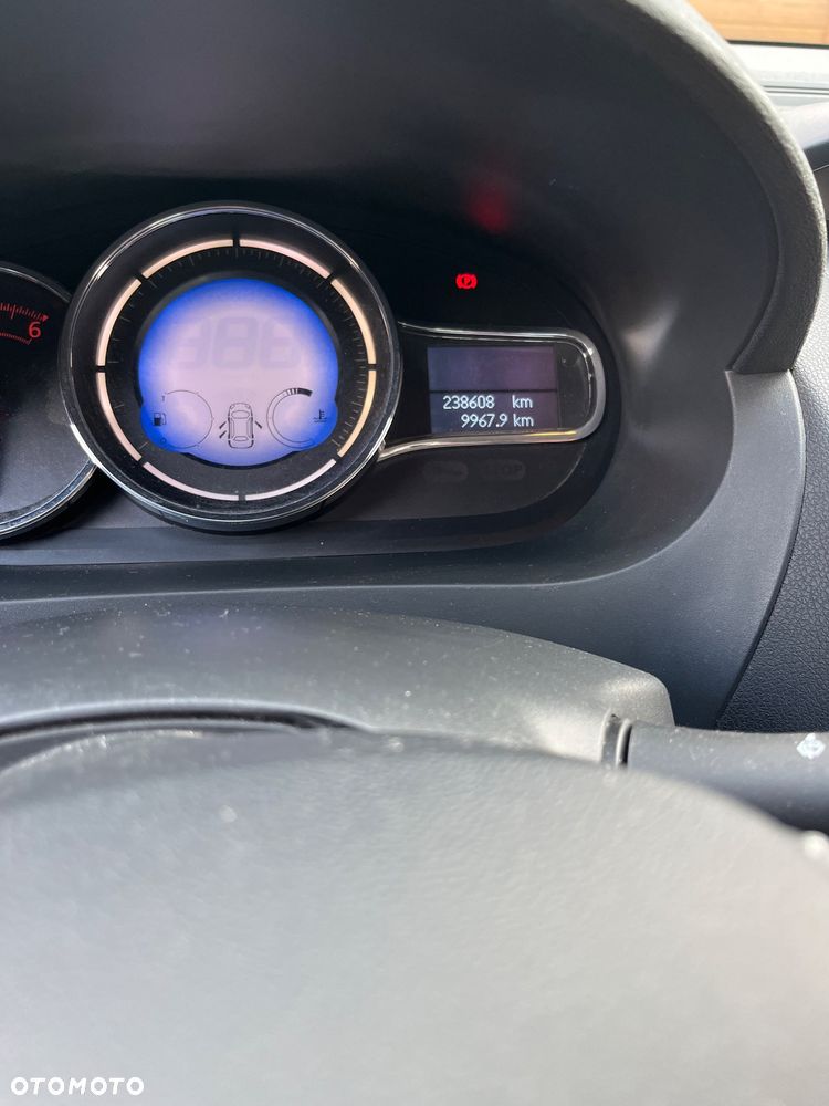 Renault Fluence 1.5 dCi Limited - 6