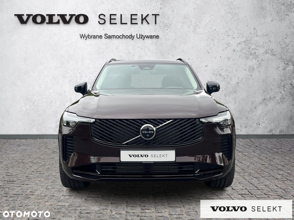 Volvo XC 90 - 9