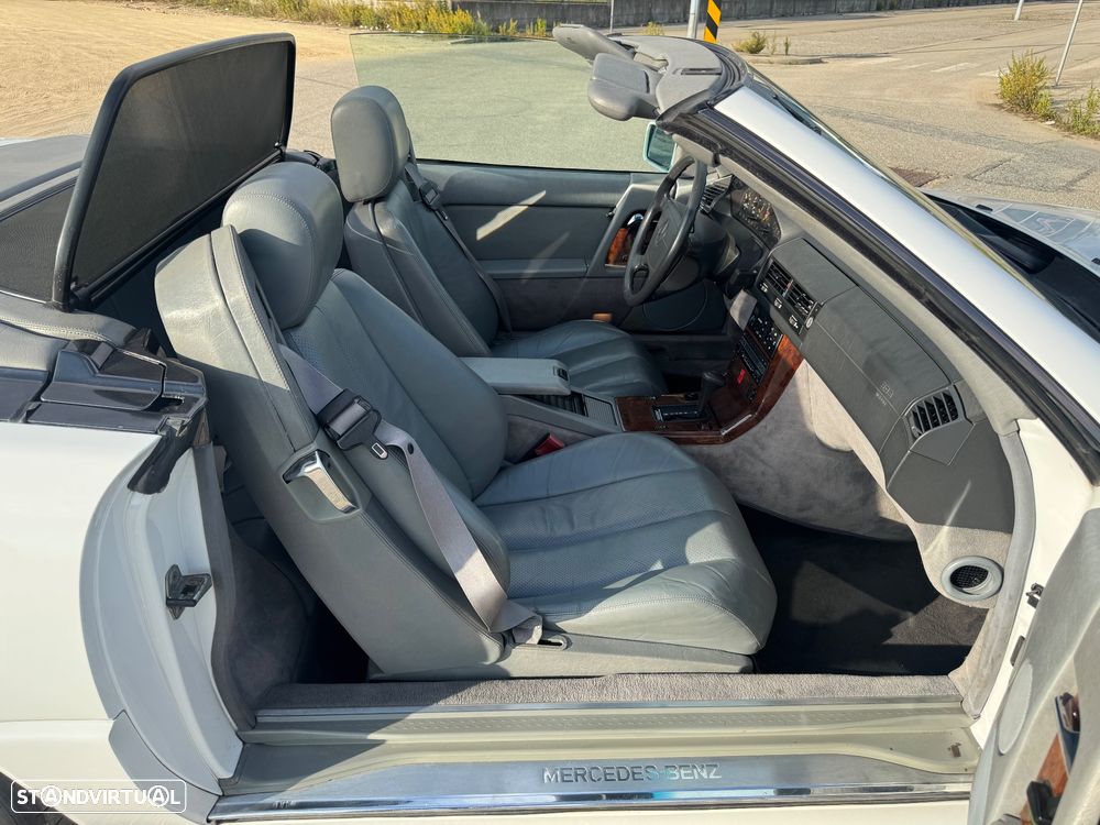 Mercedes-Benz SL 500 Standard - 12