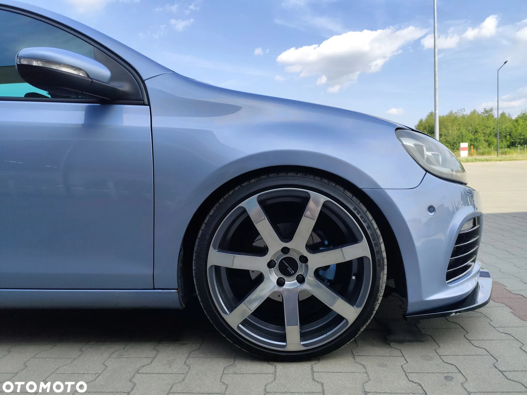Volkswagen Golf - 12