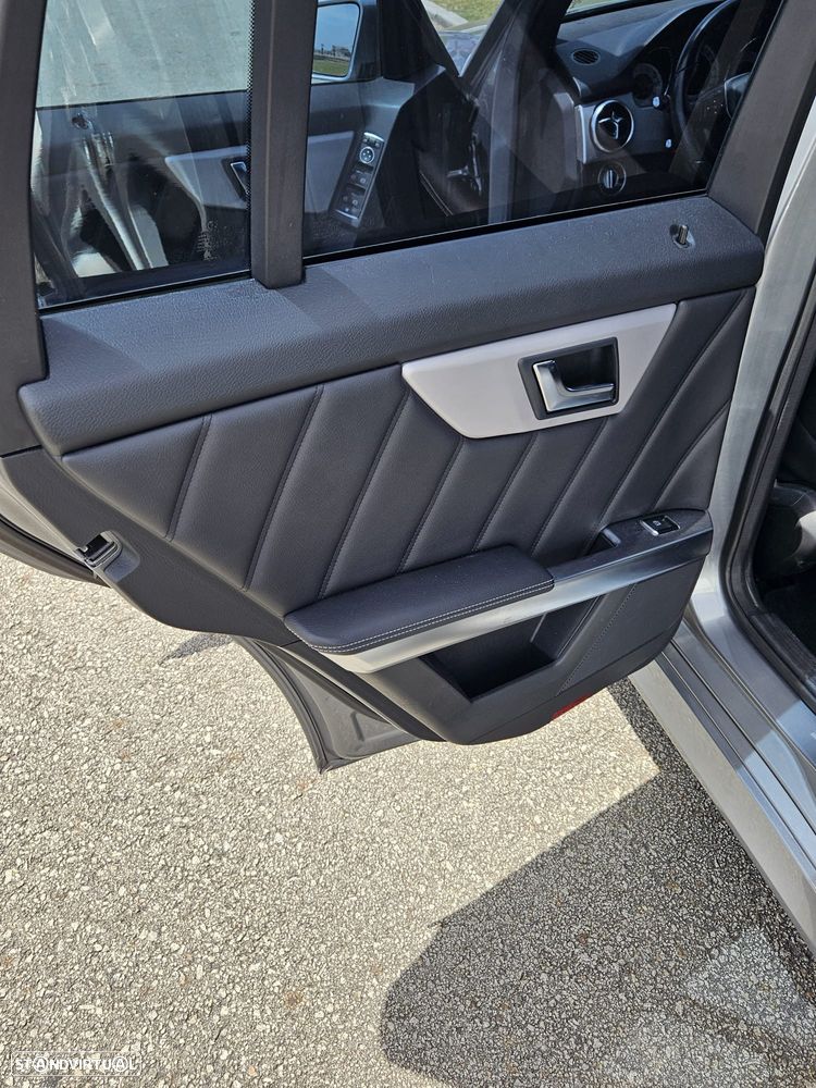 Mercedes-Benz GLK 250 BlueTEC 4-Matic - 35