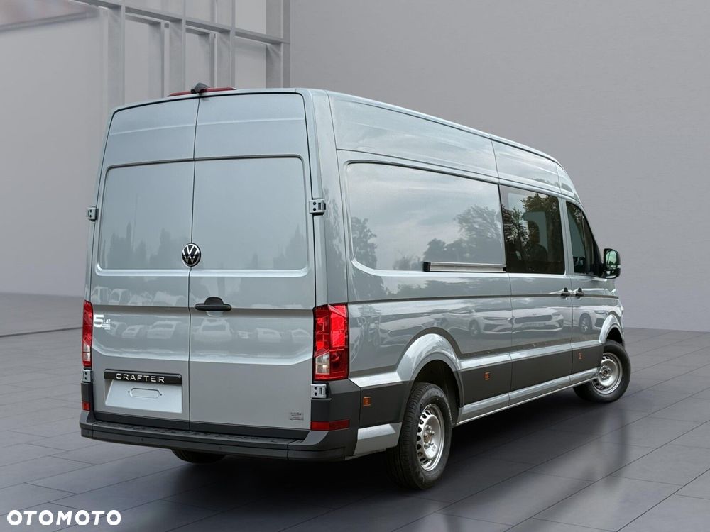 Volkswagen Crafter 35 Brygadówka/L4H3, 2.0 BiTDI 163KM, 4490mm, Wysoki dach, r.o. 4490 mm, manualna 6-biegowa - 6