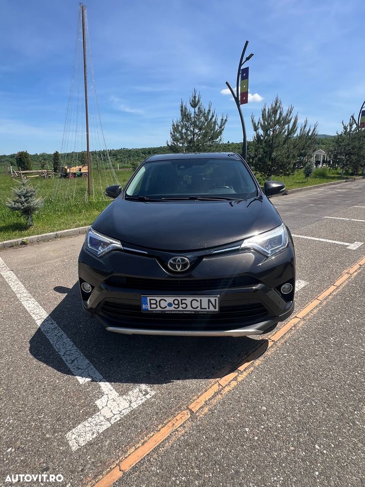 Toyota RAV4 - 3