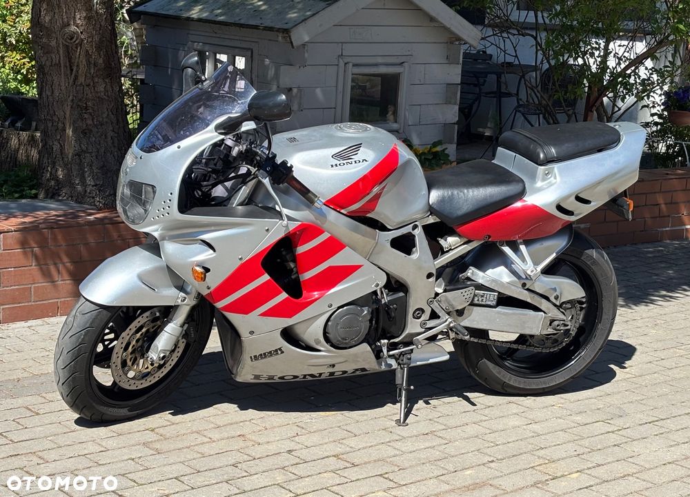 Honda CBR - 5