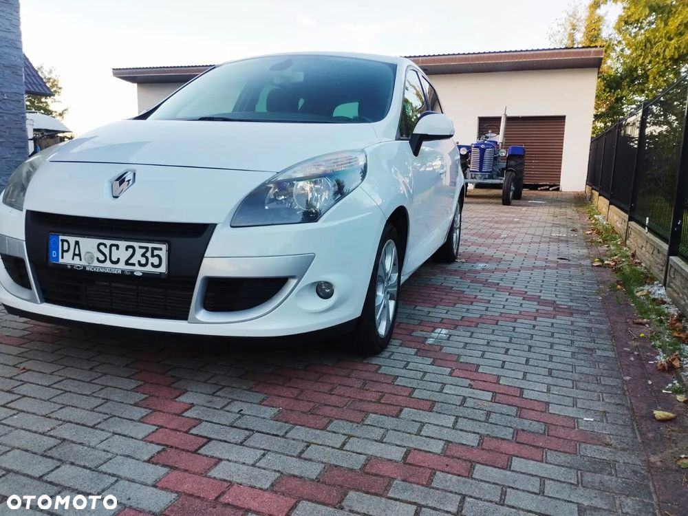 Renault Scenic TCe 130 Bose Edition - 11